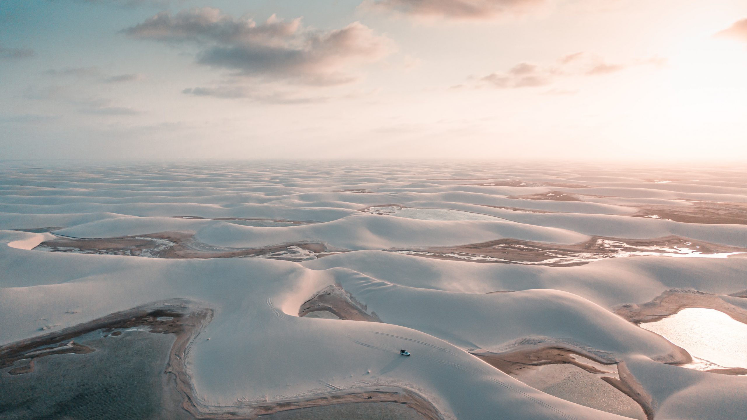 Vista aérea dos Lençóis Maranhenses