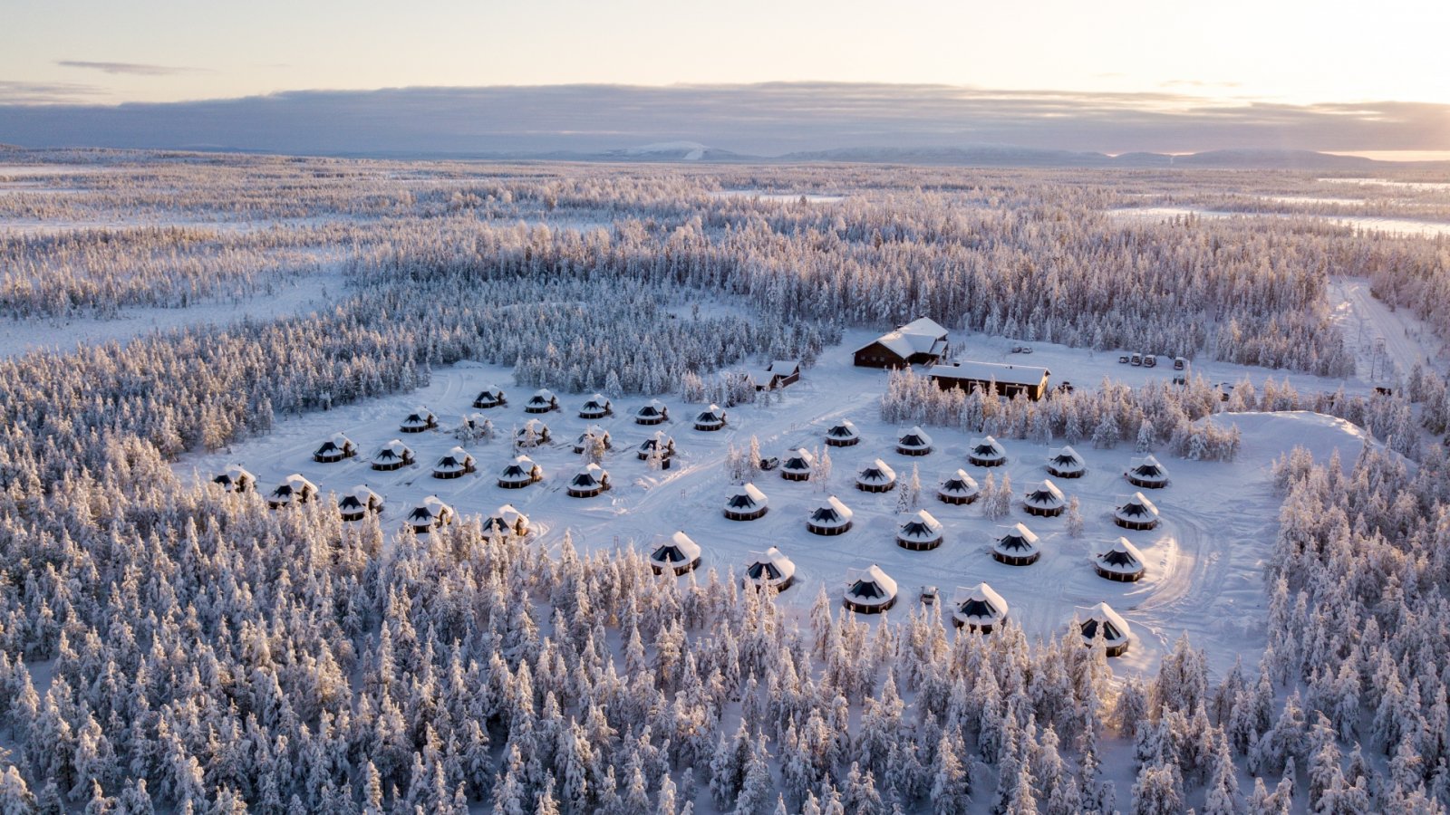 Northern Lights Village Levi - Iglu de vidro na Lapônia