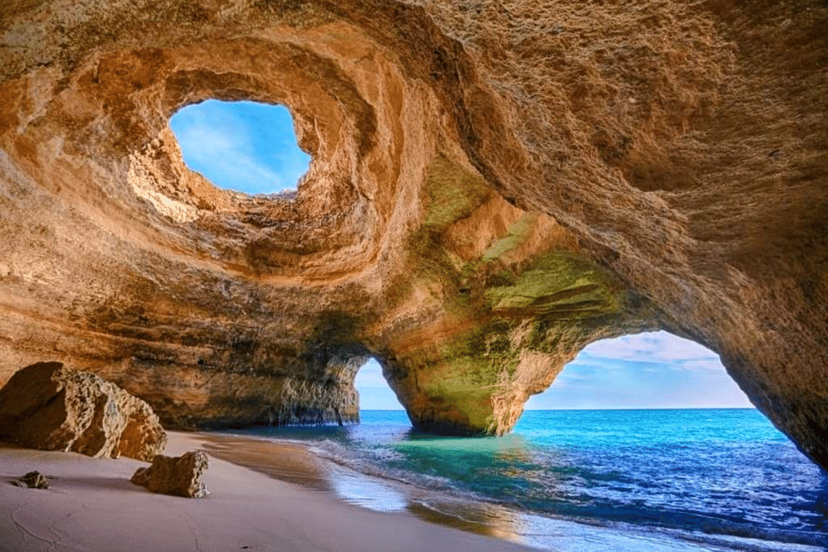 Roteiro no Algarve: Algar do Benagil, a gruta mais bonita do mundo