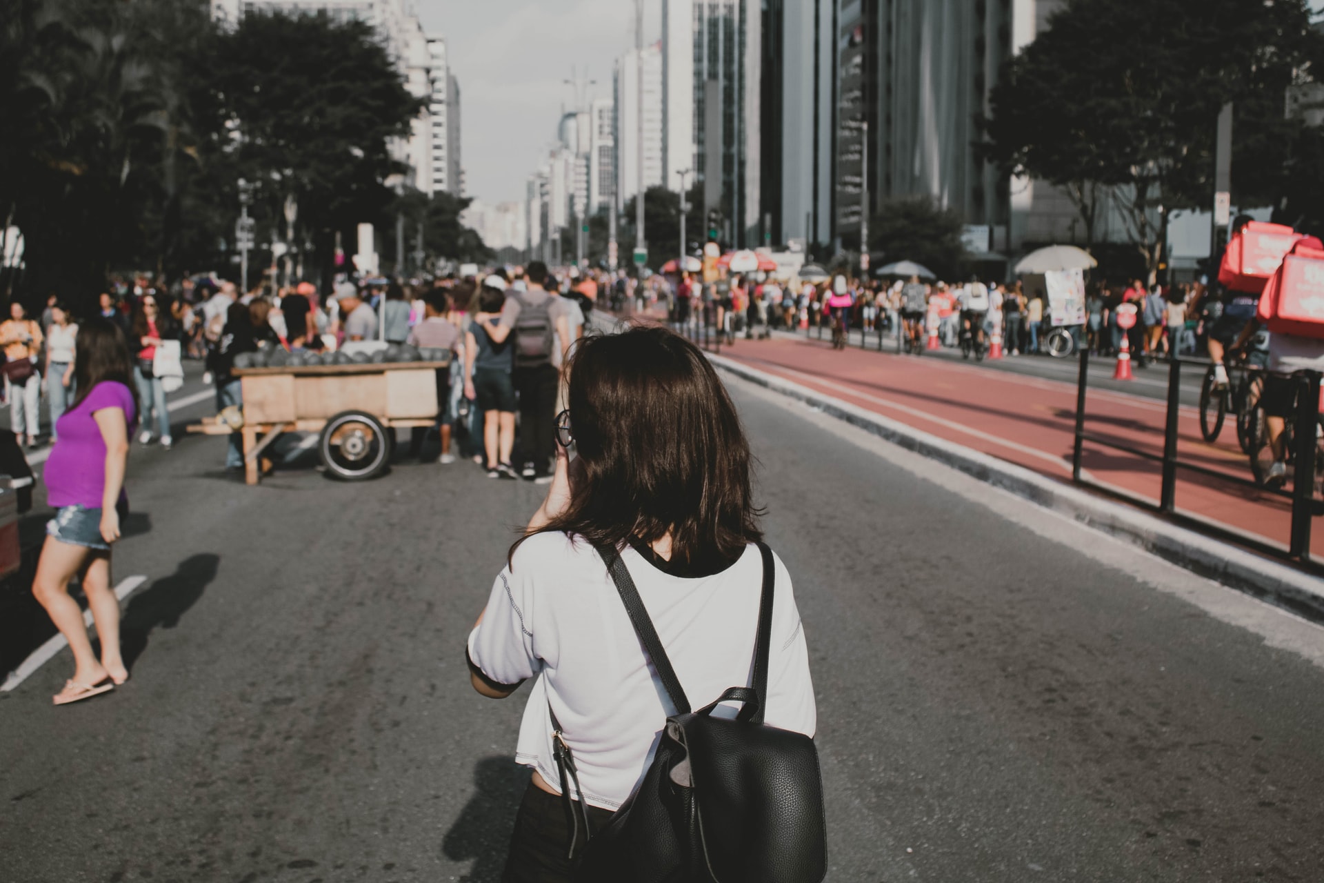 Avenida Paulista movimentada em um domingo