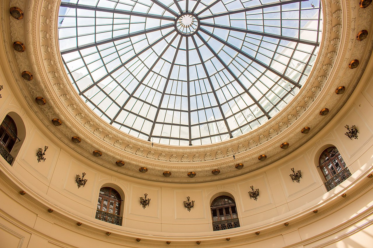 Cúpula do Centro Cultural do Banco do Brasil, no RJ