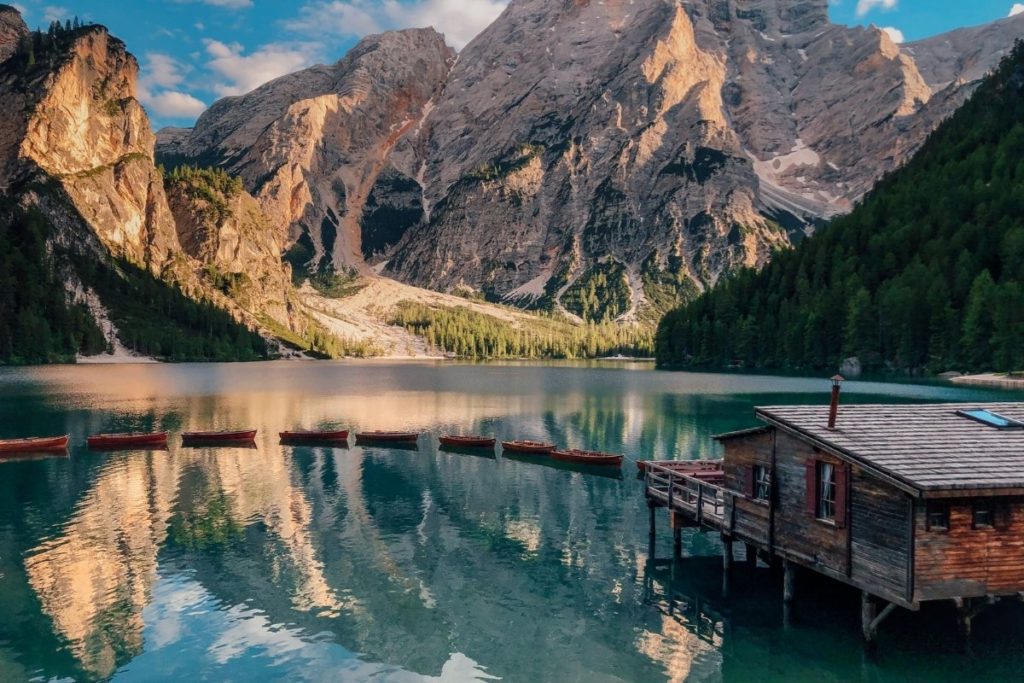 Lago di Braies, nas Dolomitas