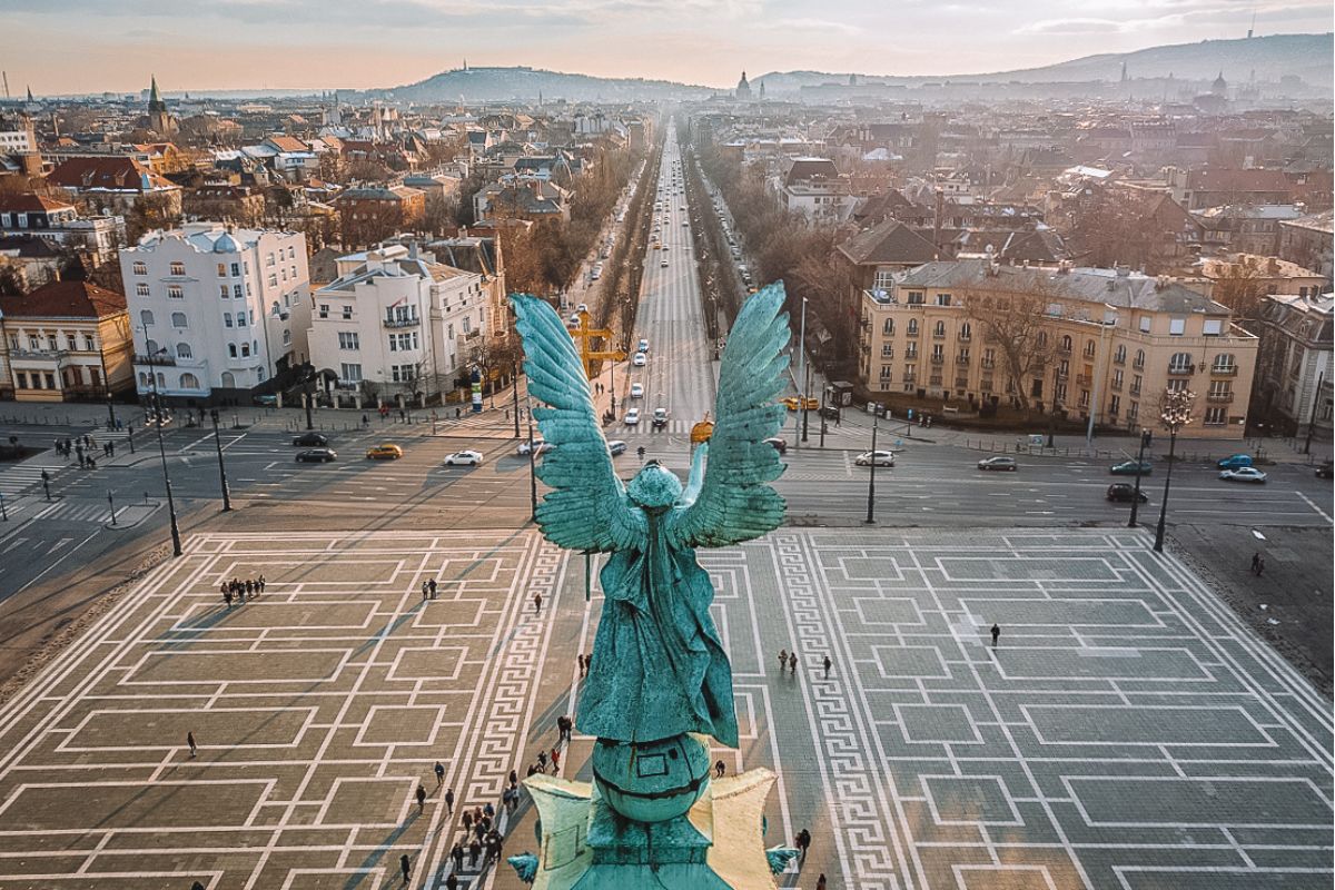 Onde se hospedar em Budapeste: Andrássy Avenue