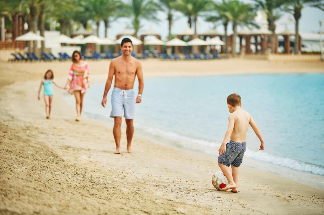 Como se vestir nas praias do Qatar