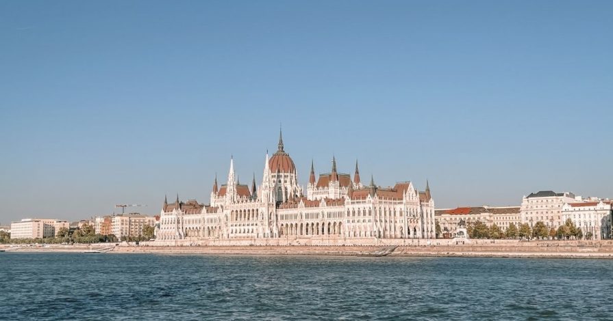 Roteiro em Budapeste com visita aoParlamento de Budapeste