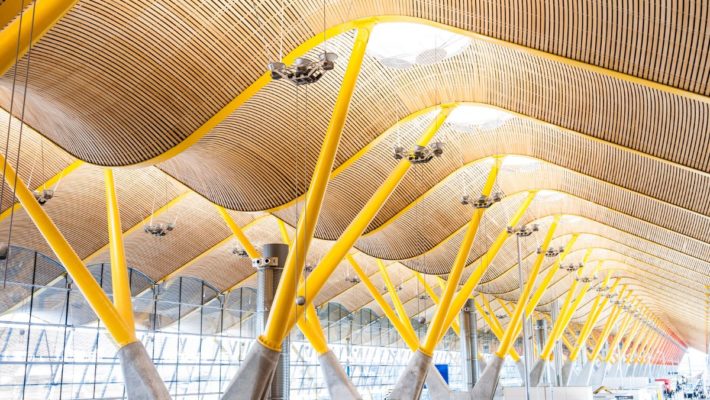 Como ir do Aeroporto Madrid-Barajas até o centro de Madri