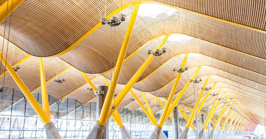 Como ir do Aeroporto Madrid-Barajas até o centro de Madri