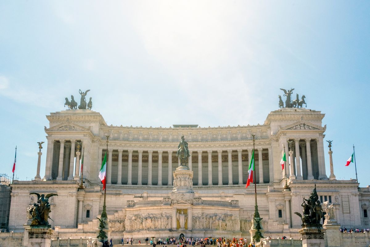 Monumento a Vitorio Emanuele II na Piazza Venezia, em Roma
