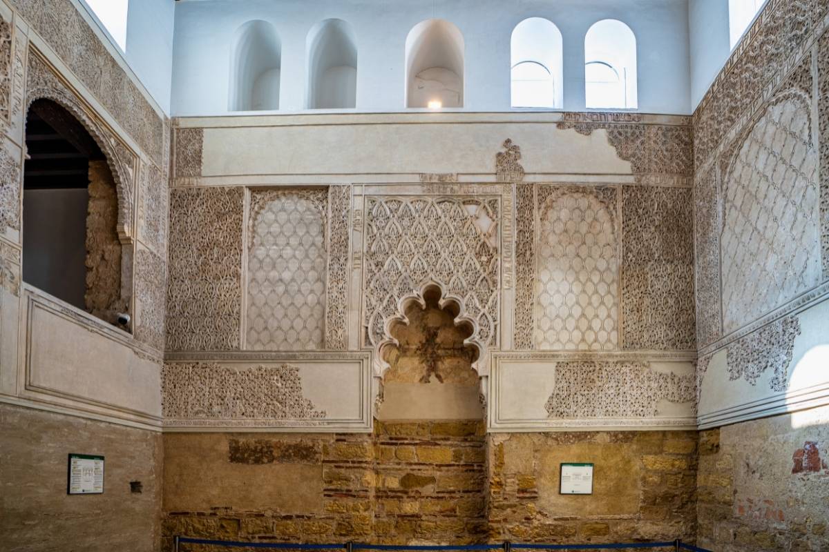 Interior da Sinagoga de Córdoba na Espanha