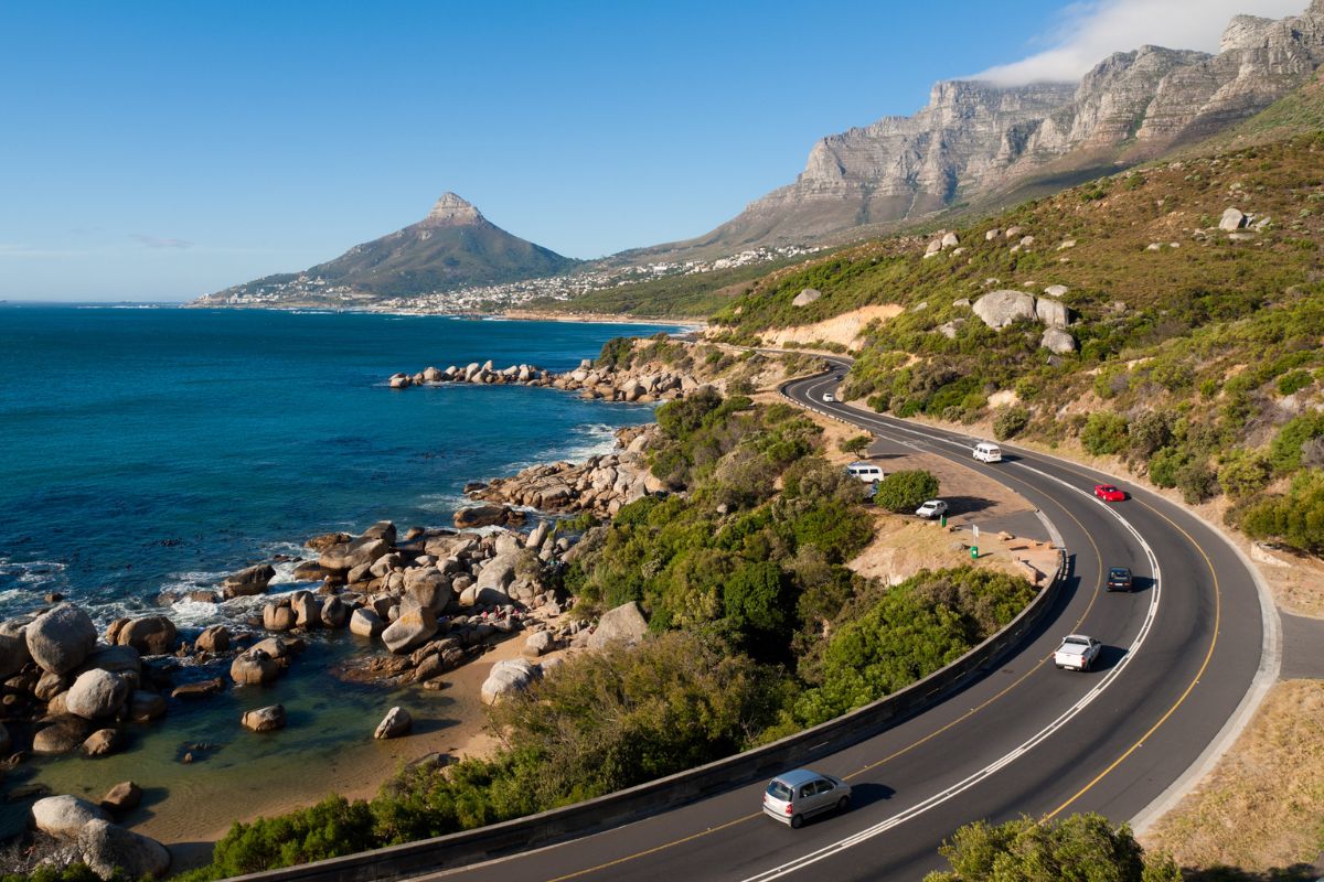 Panorama de estrada em Cape Town