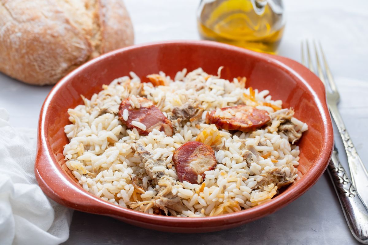Prato de arroz de pato, comida de Portugal