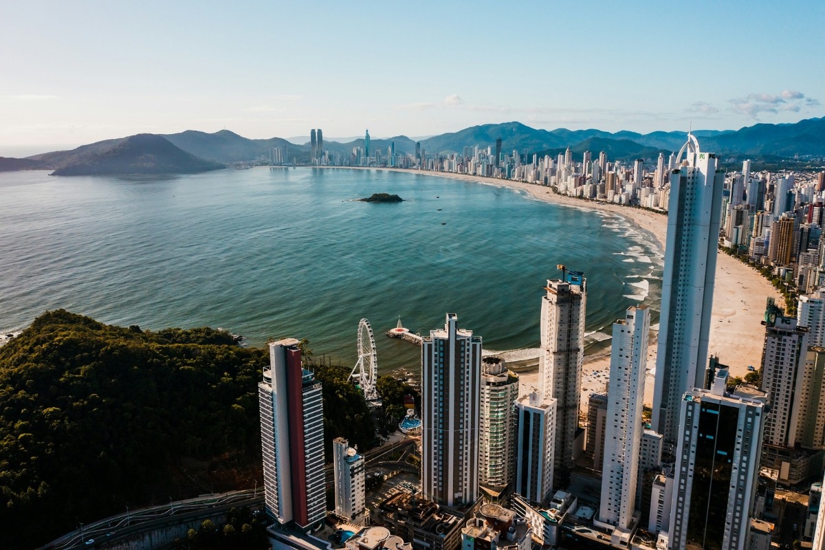 Imagem panorâmica de Balneário Camboriú, em SC