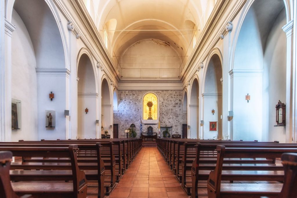 Interior da Basílica del Santísimo Sacramento