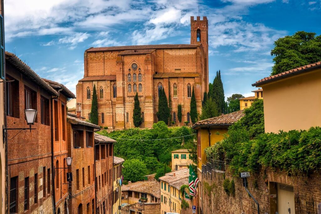 Panorama da Basilica Cateriniana di San Domenico em Siena