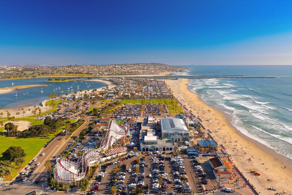 Panorama aéreo do Belmont Park, em Mission Bay