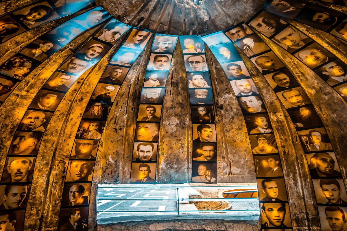 Exposição do museu Bunk’Art 1, em Tirana