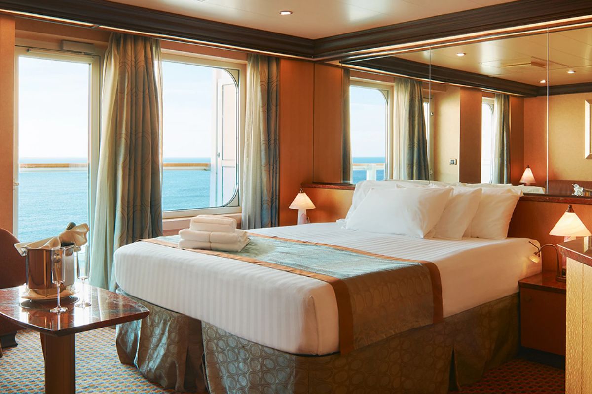 Cabine com varanda do Diadema, navio da Costa Cruzeiros