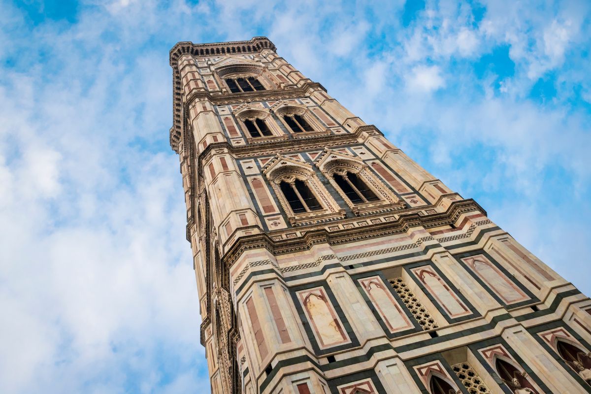 Campanário de Giotto do complexo do Duomo de Florença