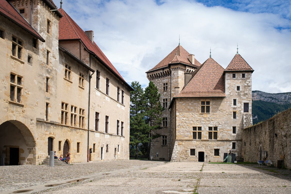 Castelo de Annecy visto de frente