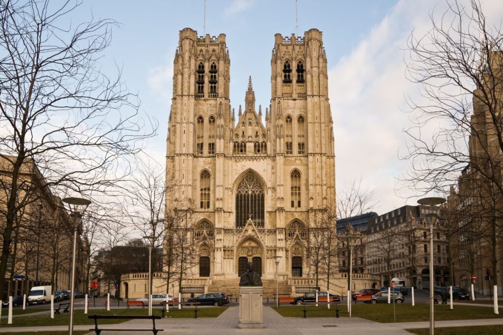 Cathédrale des Saints Michel Et Gudule em Bruxelas, na Bélgica