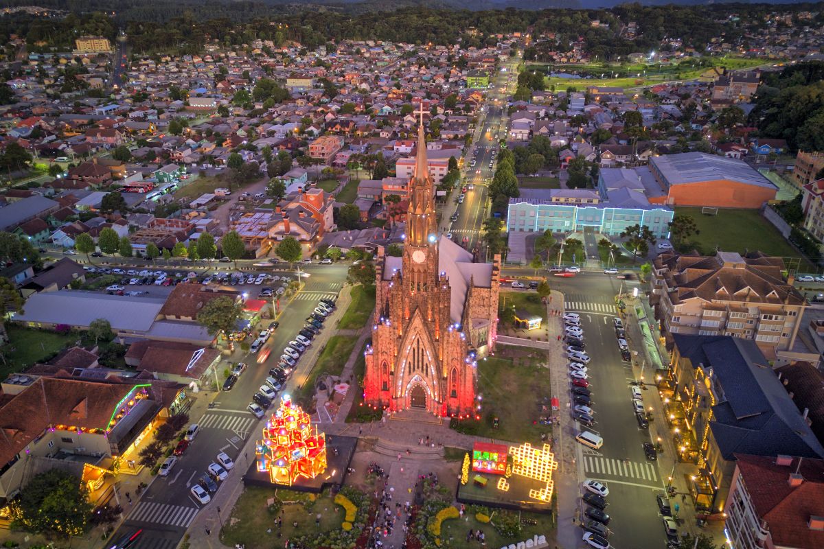 Imagem panorâmica do centro de Canela