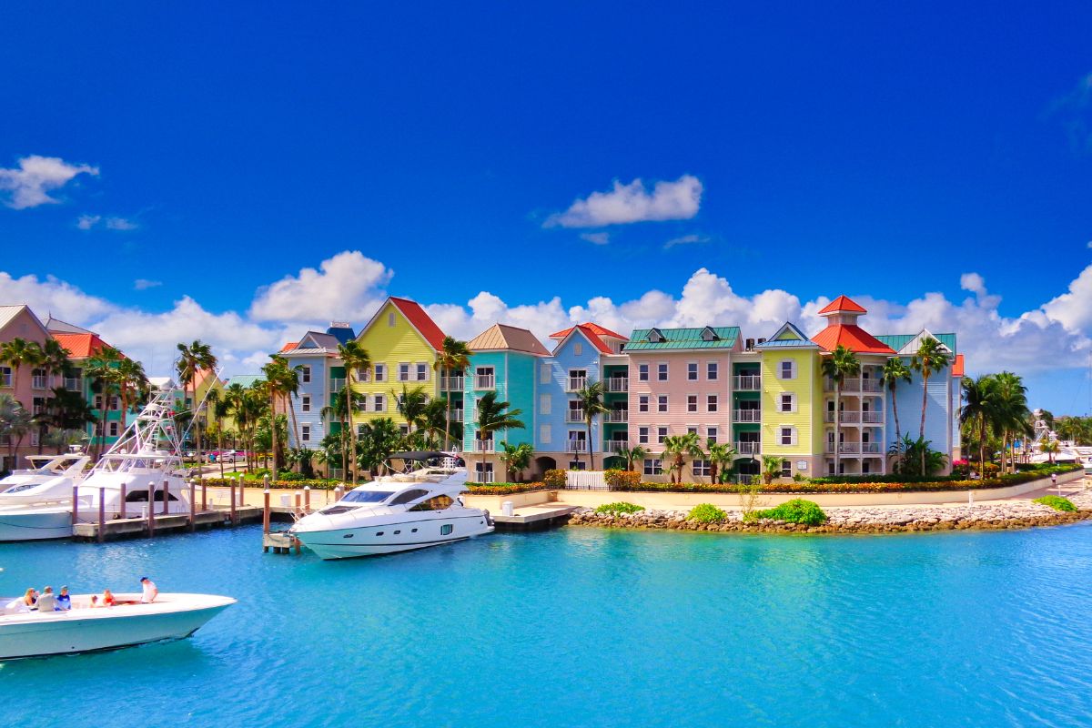 Casas coloridas do centro histórico de Nassau