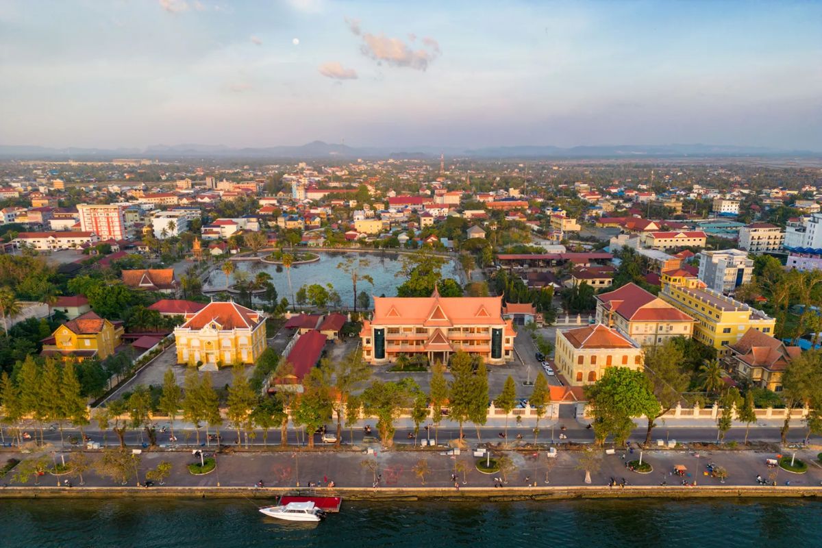 Imagem panorâmica de Kampot, no Camboja