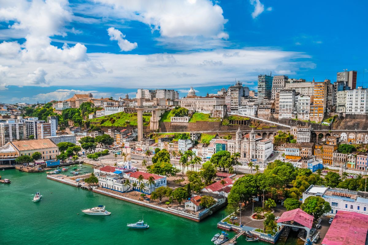 Elevador Lacerda e Cidade Baixa, em Salvador
