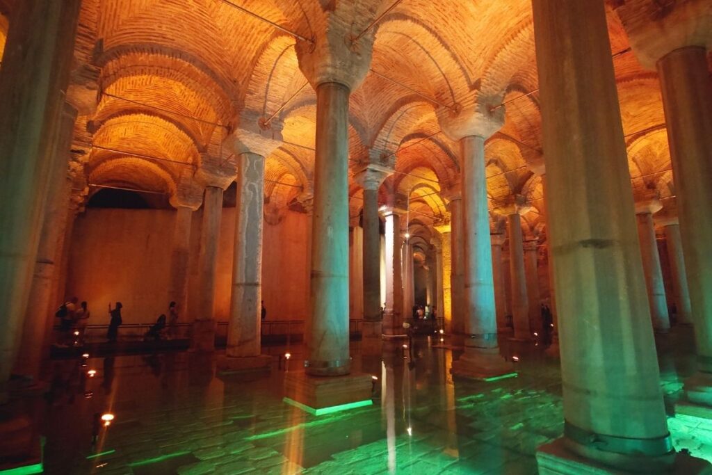 Cisterna da Basílica, em Istambul