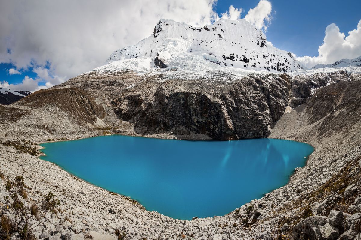Laguna 69 na Cordilheira Branca para visitar no Peru