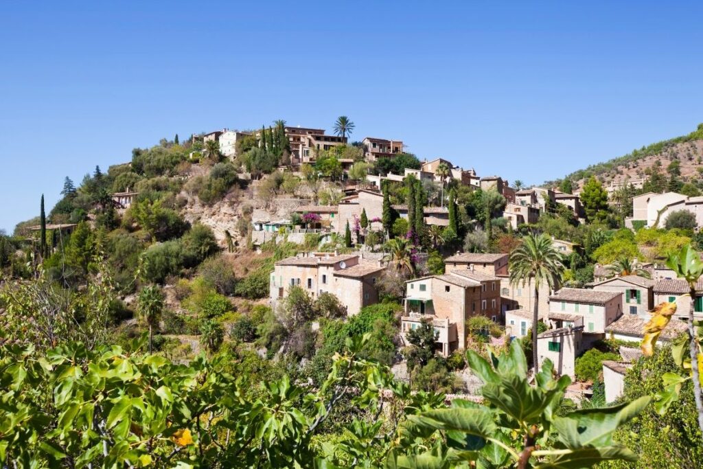 Vila de Deià, na Serra da Tramuntana