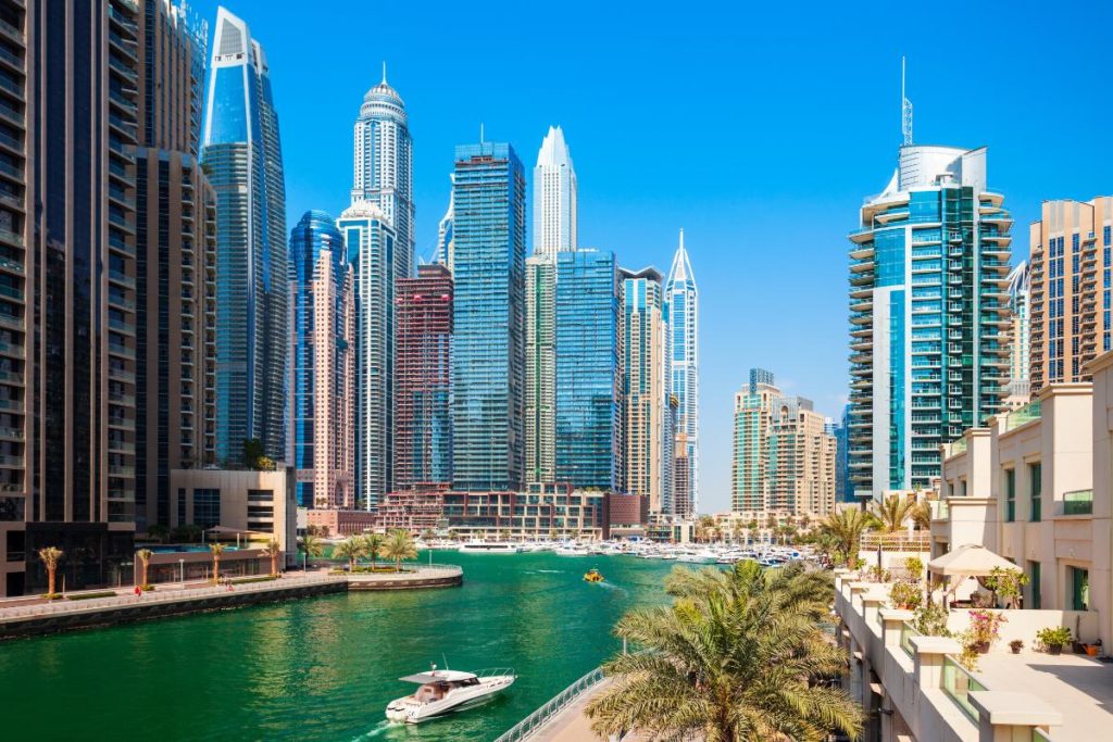 Marina de Dubai durante o dia