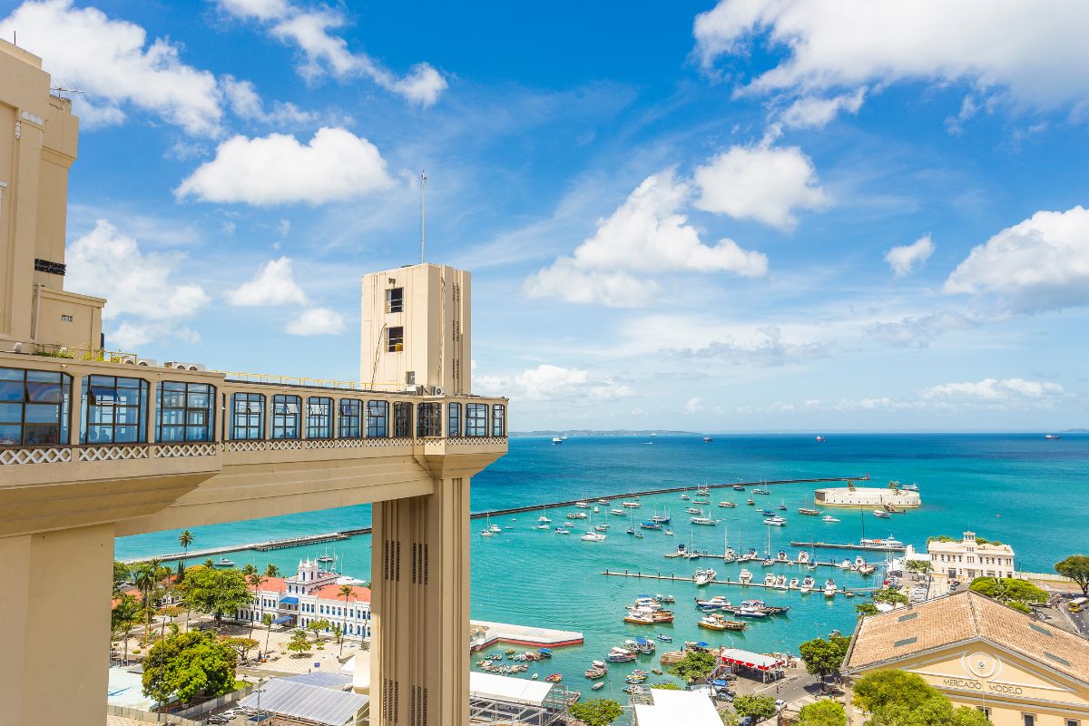 Vista do mar do Elevador Lacerda, em Salvador