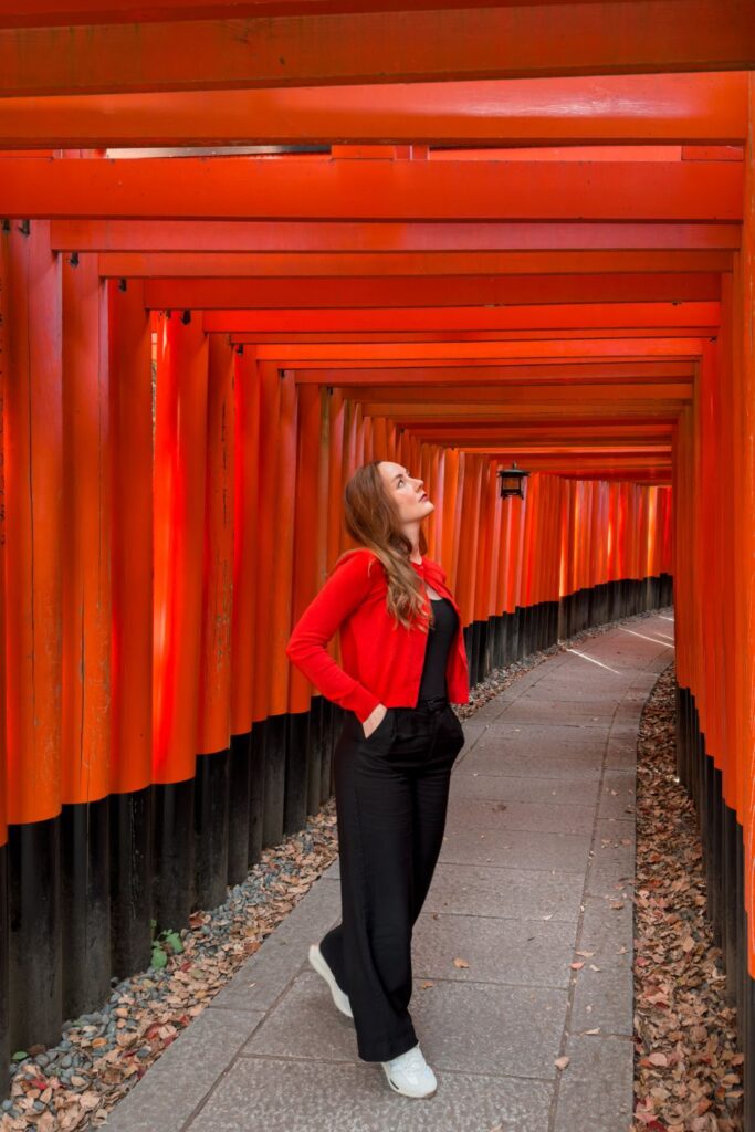 Retrato no Fushimi Inari, em Kyoto