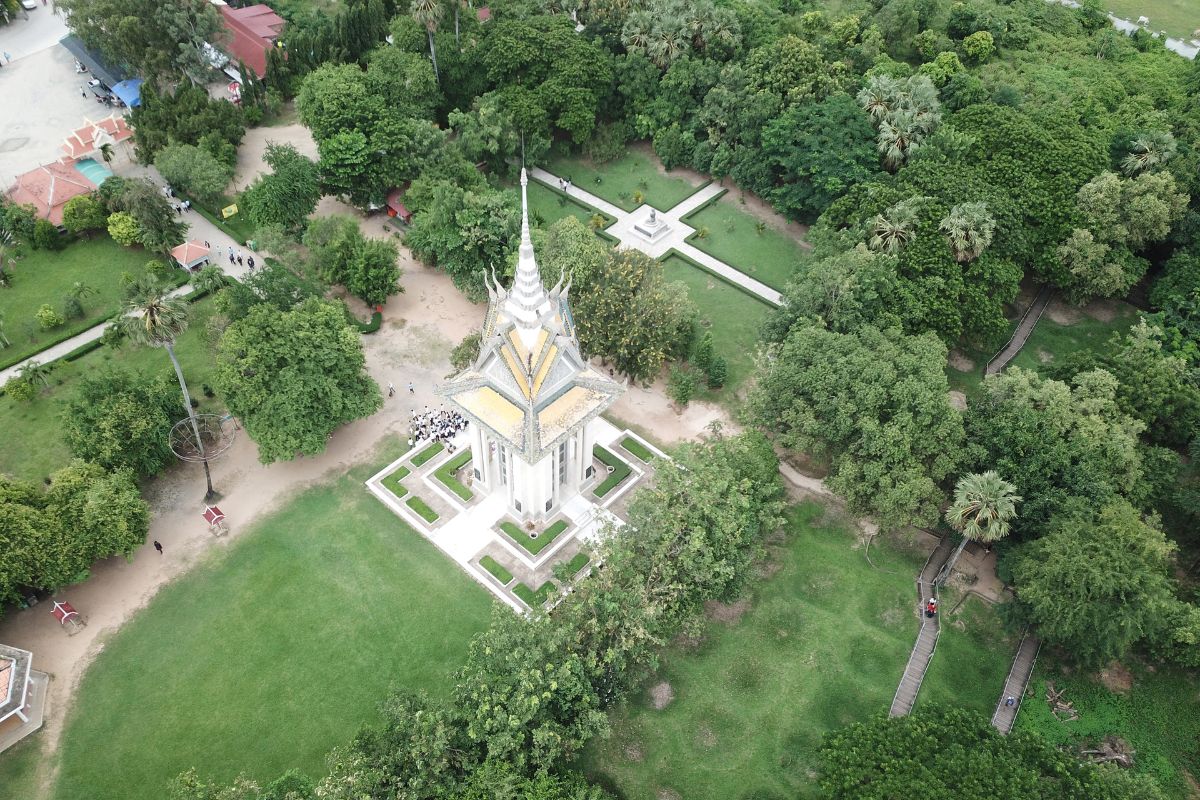 Imagem panorâmica de memorial do Genocidal Center, Camboja