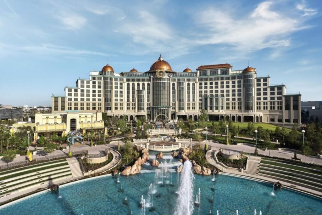 Fachada do Helios Grand Hotel na Universal Orlando