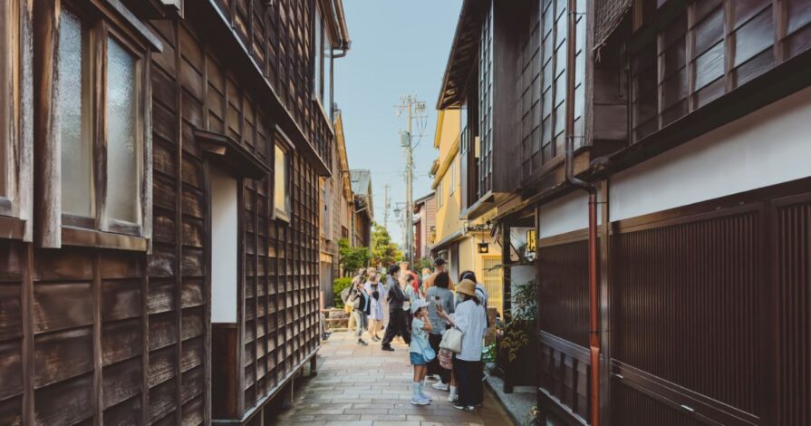 Rua no Higashi Chaya District, em Kanazawa