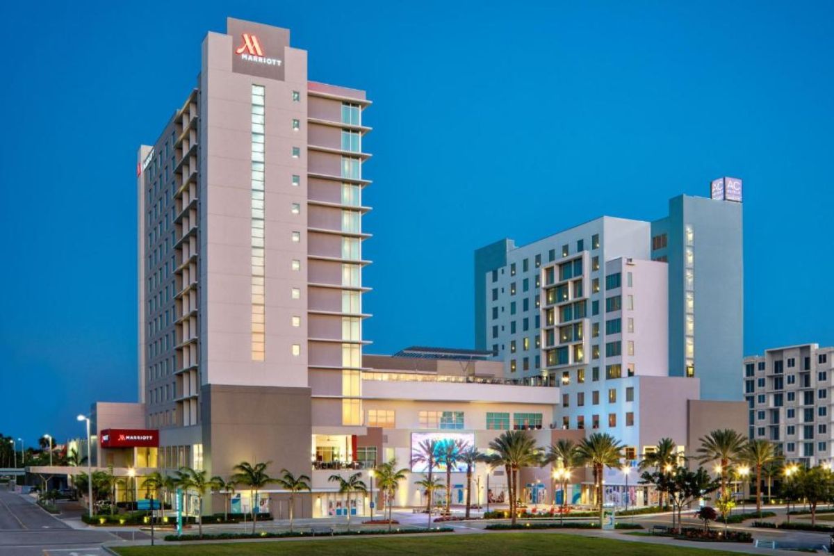 Fachadas de hotéis em Fort Lauderdale