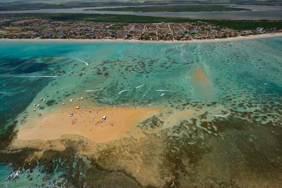 Imagem panorâmica da Ilha da Areia Vermelha, João Pessoa