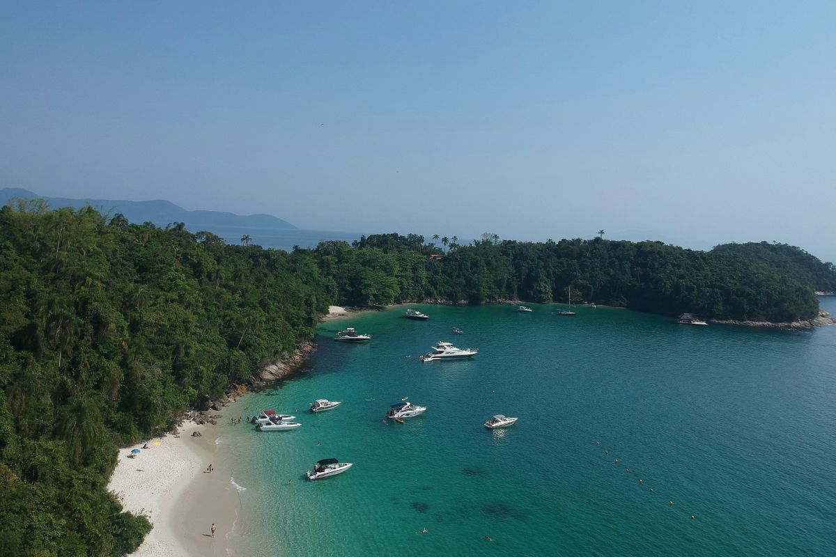 Imagem panorâmica da Ilha da Gipóia, Angra dos Reis