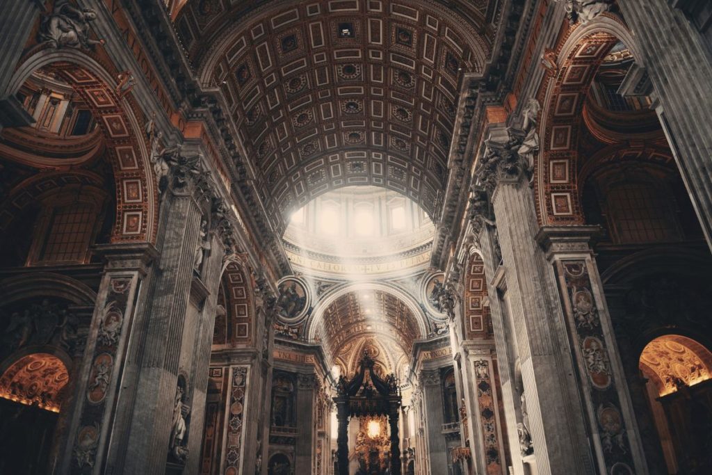 Interior da Basílica de São Pedro