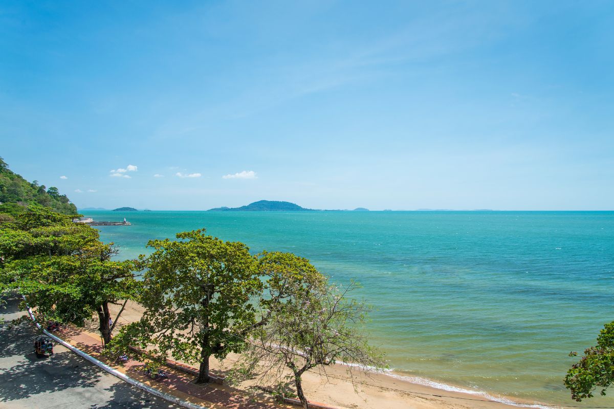 Tranquila praia deKep, no Camboja