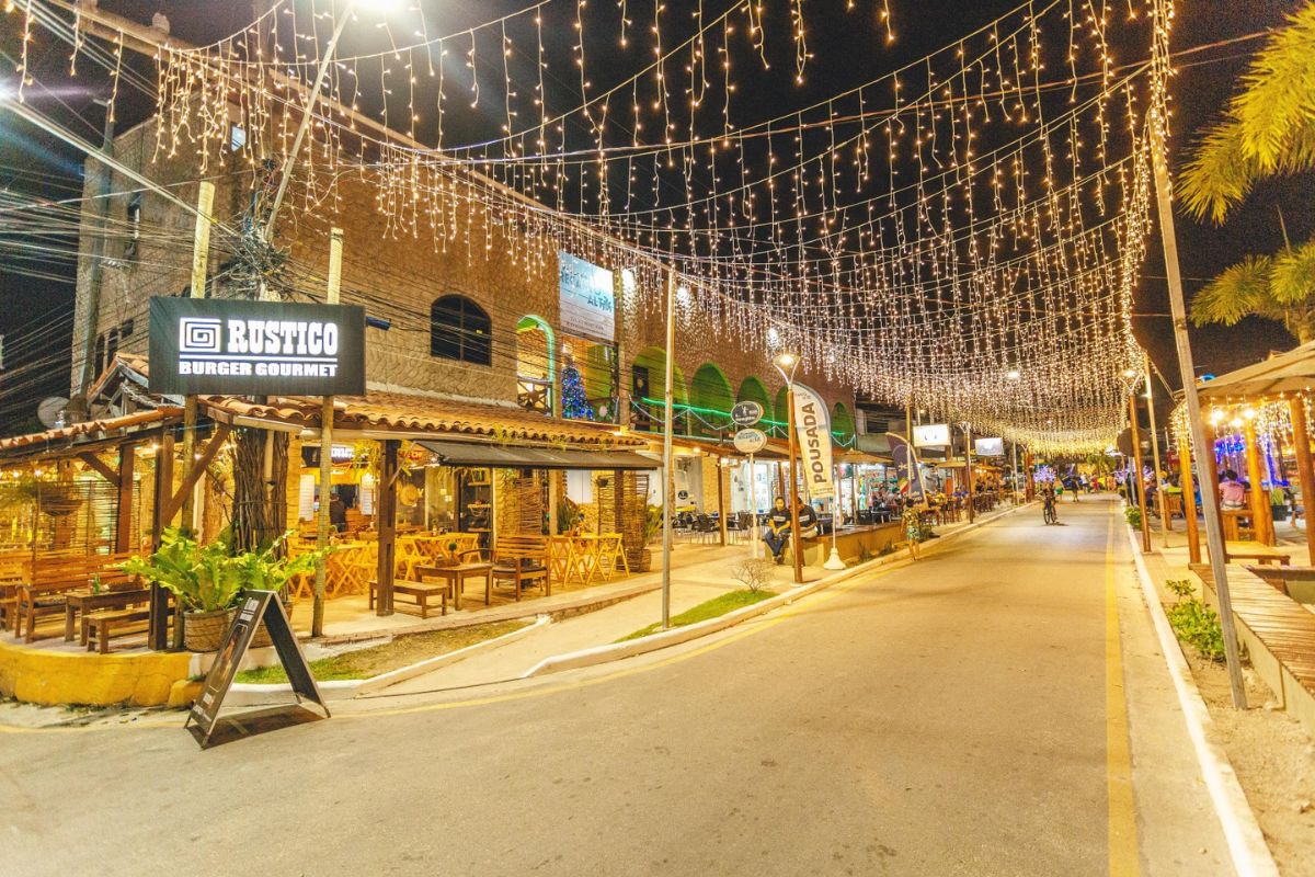 Rua do centrinho da Praia do Francês, Alagoas