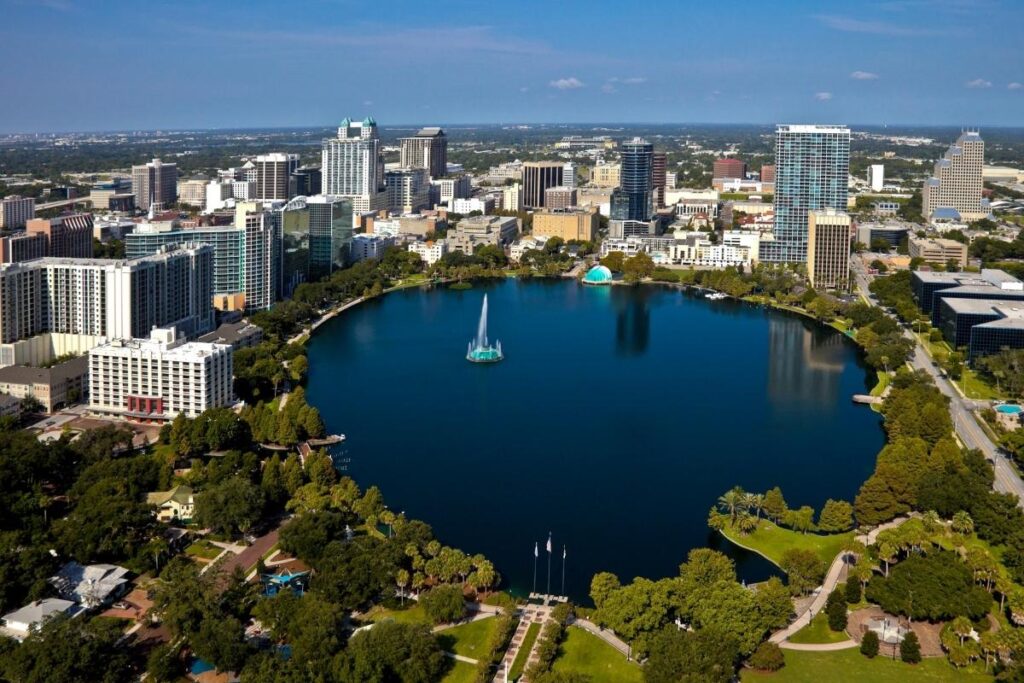 Vista aérea do Lake Eola Park, em Orlando