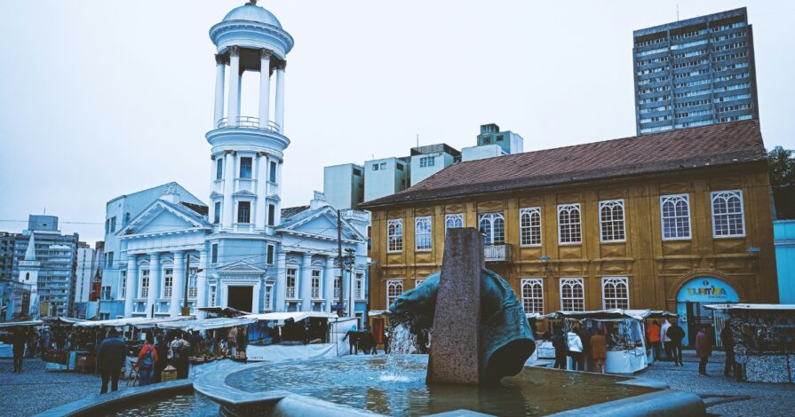 Largo da Ordem, no Centro de Curitiba