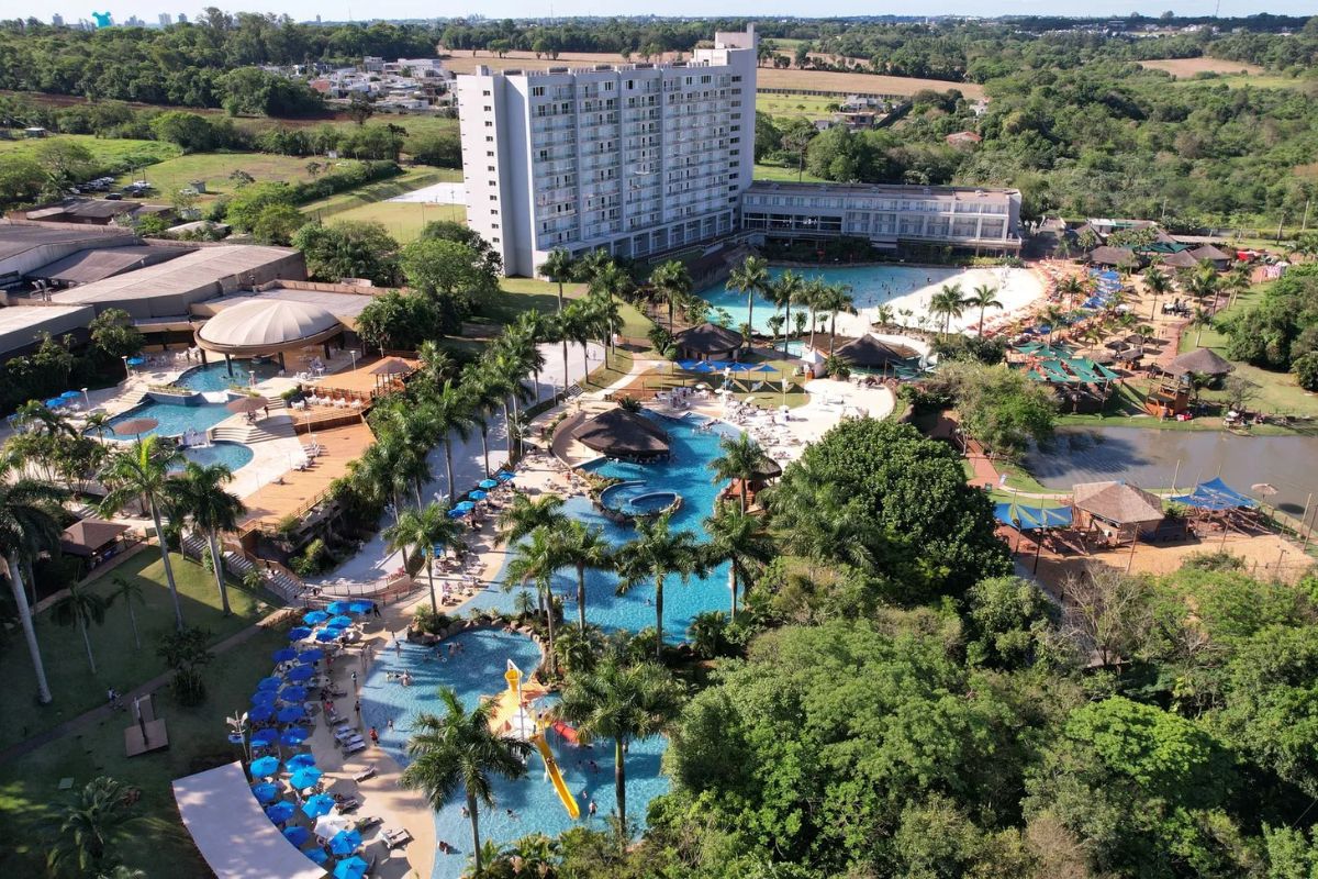 Panorama de hotel de luxo em Foz do Iguaçu