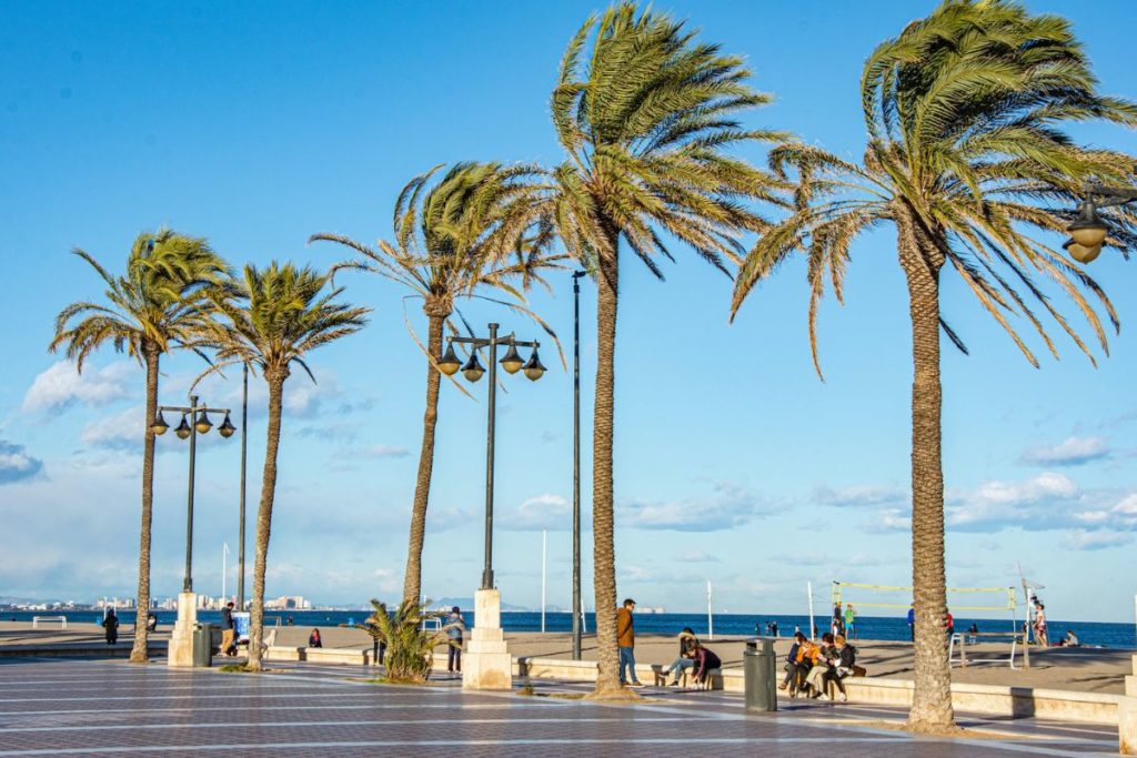 Praia de La Malva-rosa em Valência, na Espanha