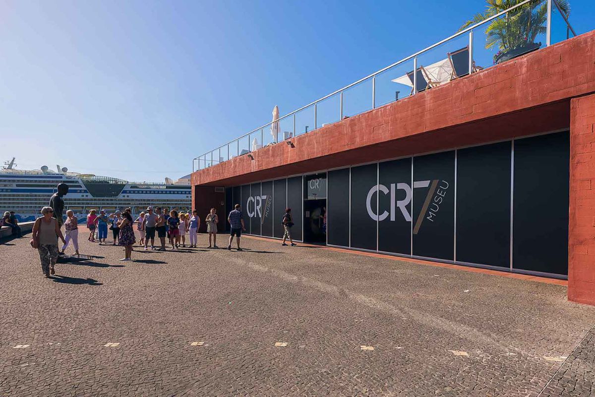 Entrada do Museu CR7, em Funchal