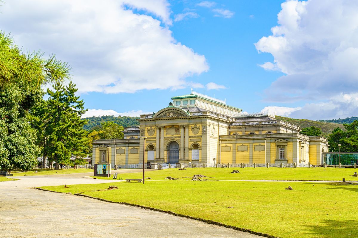 Fachada do Meseu National de Nara, Japão