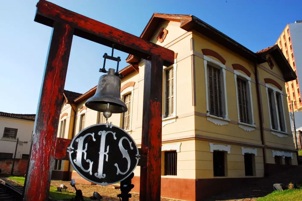 Prédio histórico do Museu da Estrada de Ferro Sorocabana